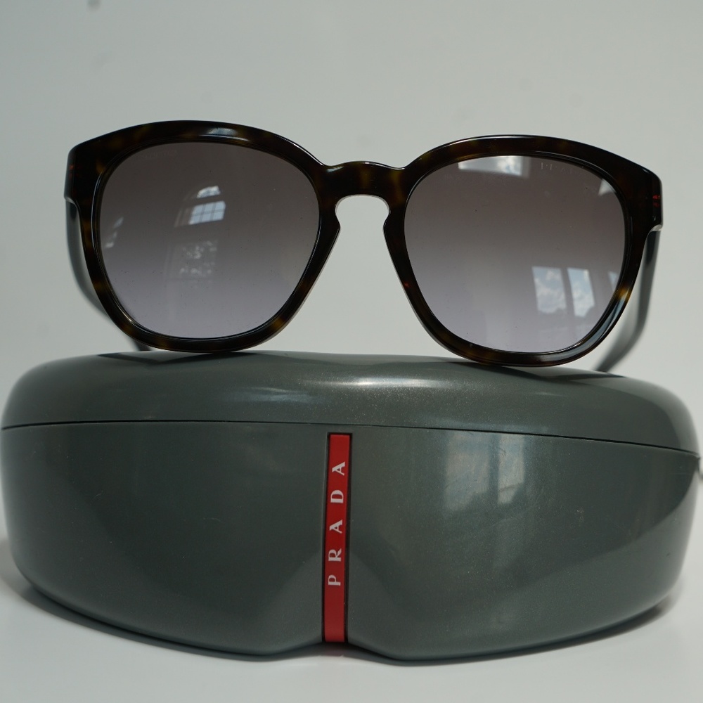 BRAND NEW PRADA
